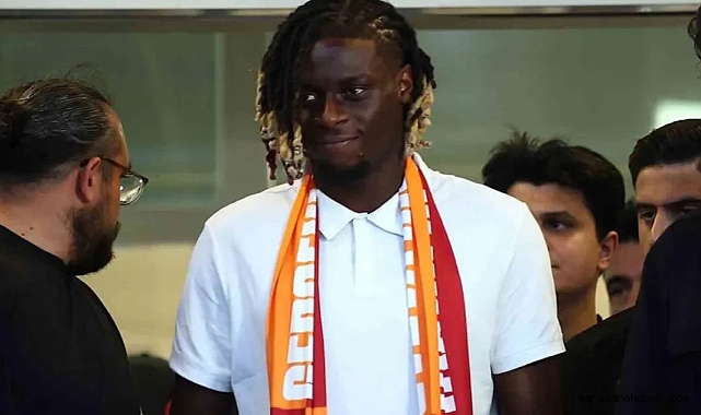 Lesley Ugochukwu dini inancı nedir, Müslüman mı?