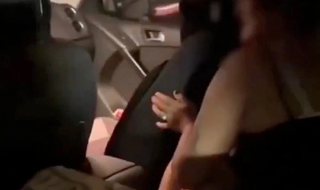 Oto parkta araç içinde fuhuş yaparken yakalandılar apar topar kaçtılar!