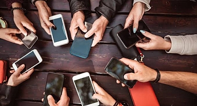 Telefon Bağımlılığı Nasıl Azaltılır? Ekran Süresini Düşürme Yolları