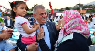 Başkan Mahçiçek: Ramazan'da Birlikte Paylaşalım